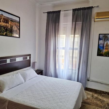 Apartamento El Duque - Plaza De Las Tendillas Córdoba Eksteriør billede